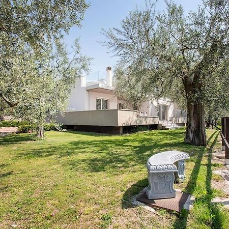 Casa Tra Gli Olivi Villa Арко Екстериор снимка